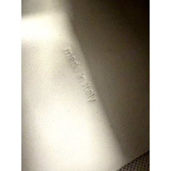 Louis Vuitton Womens White Embossed Leather Sneakers Size 8 With Monogram Detail - Picture 9 of 12